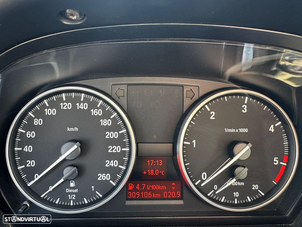 BMW 320 d Coupe - 11