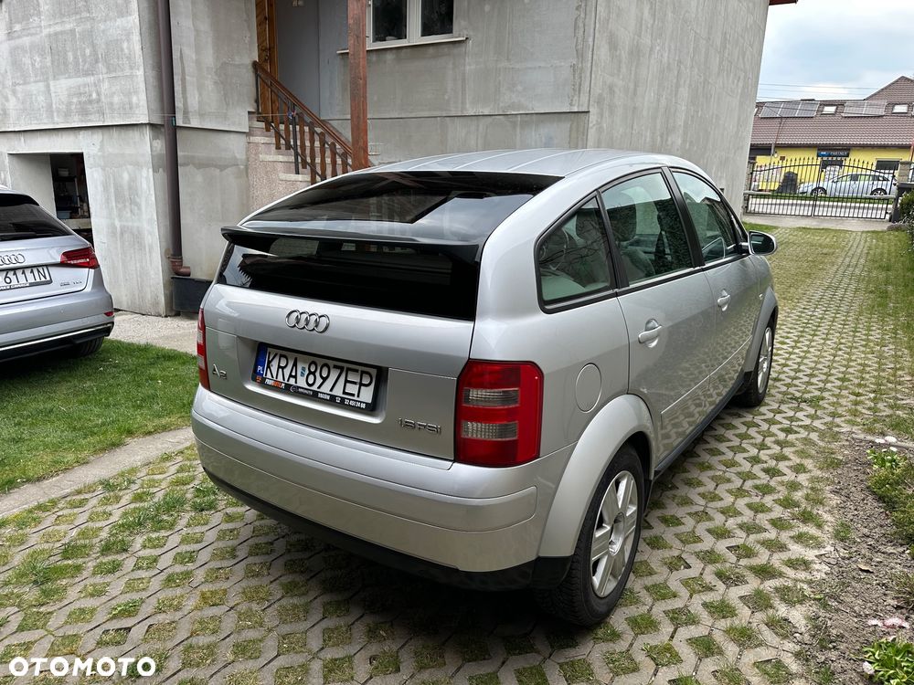 Audi A2 1.6 - 6