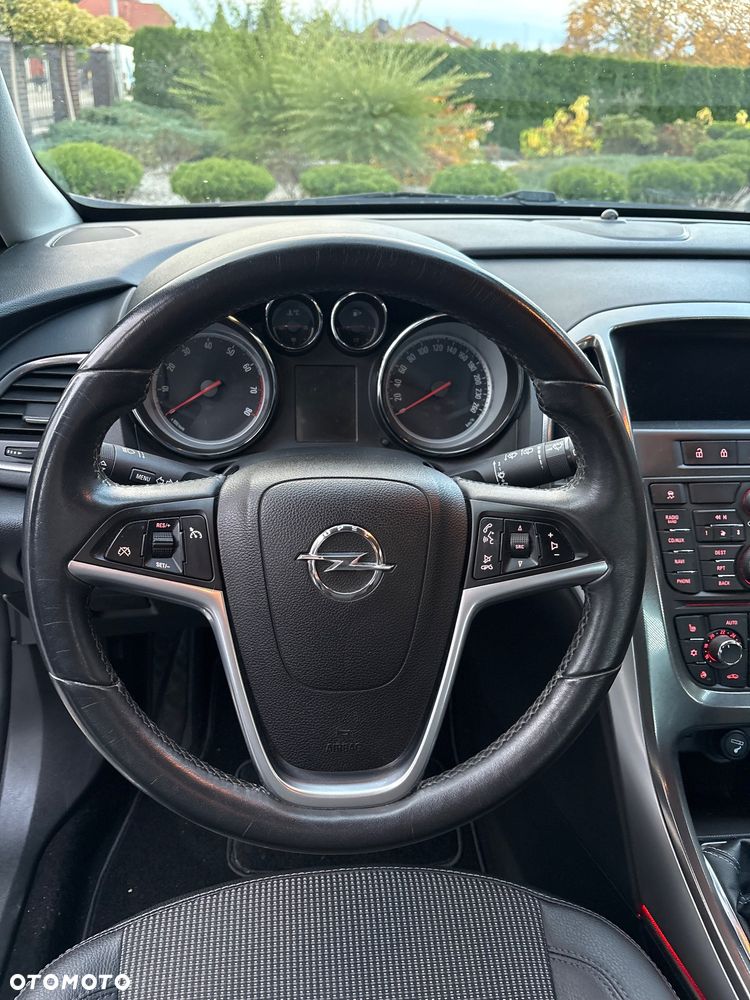 Opel Astra 1.4 T Cosmo - 13