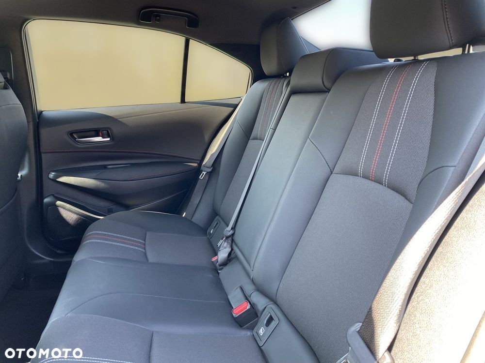 Toyota Corolla 1.8 Hybrid GR Sport Dynamic - 16