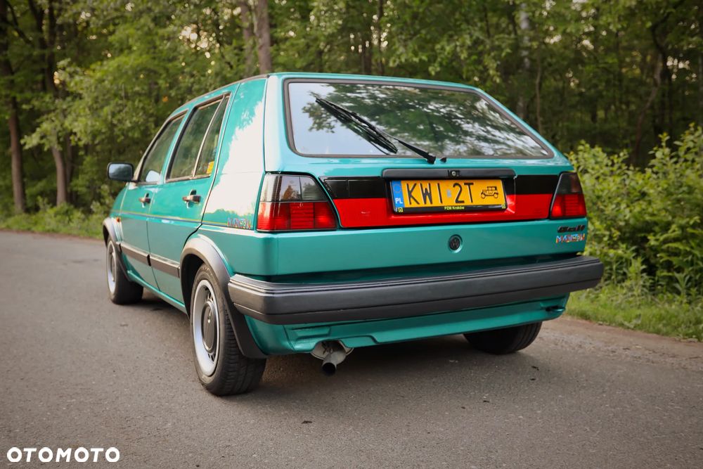 Volkswagen Golf 1.8 - 3