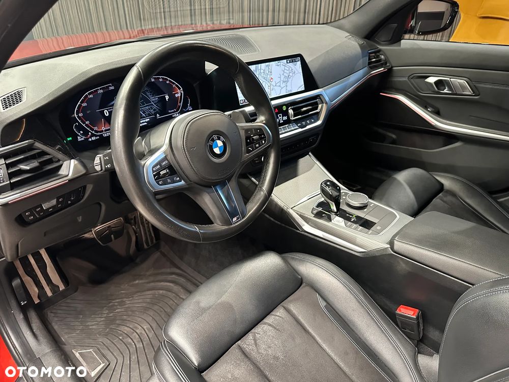 BMW Seria 3 320d xDrive M Sport sport - 4