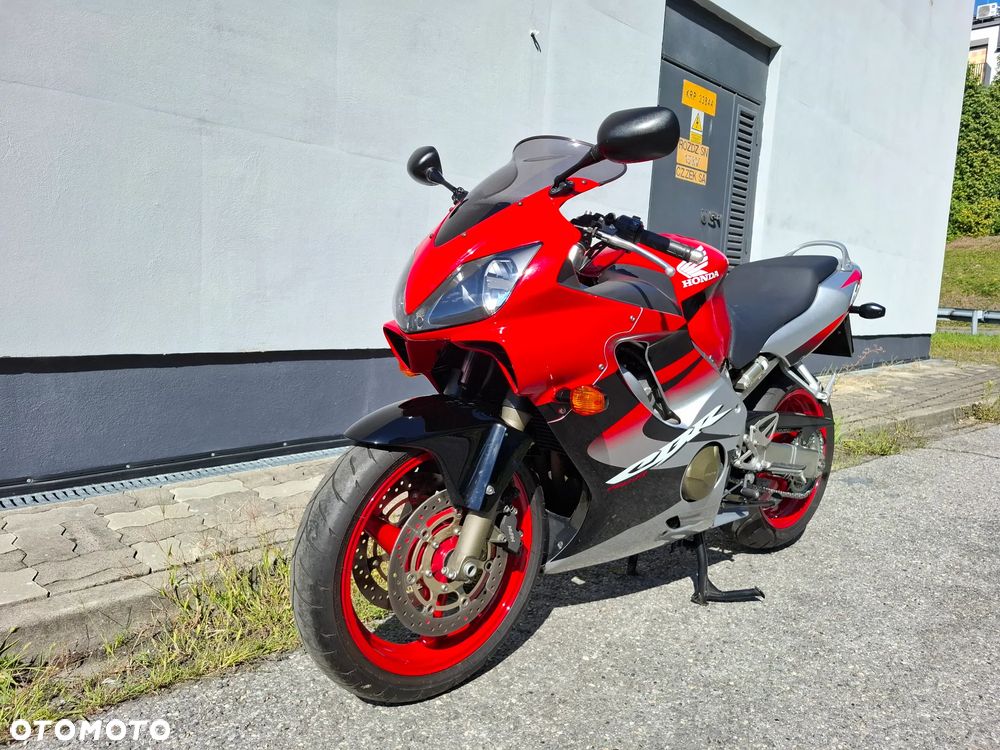 Honda CBR - 6