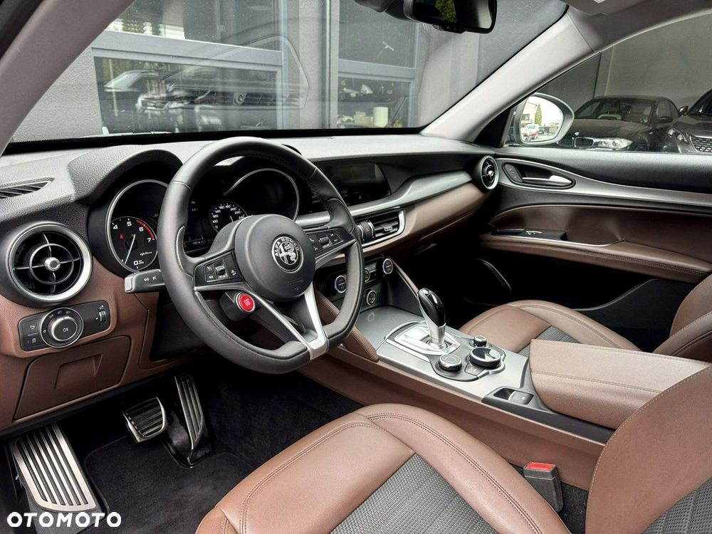 Alfa Romeo Stelvio - 34