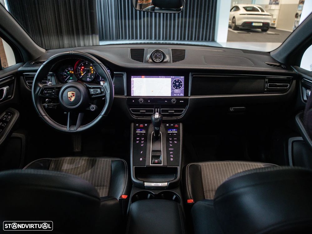 Porsche Macan T PDK - 34
