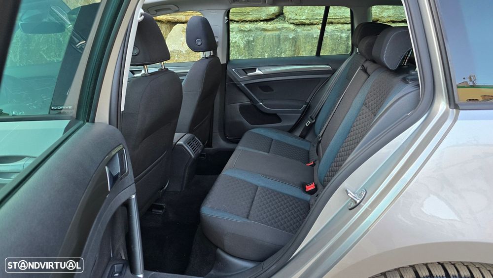 VW Golf Variant 1.6 TDi SCR IQ.DRIVE - 50