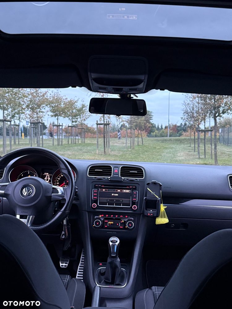 Volkswagen Golf 2.0 TDI GTD - 16