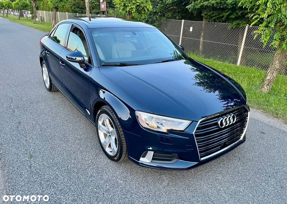 Audi A3 Limousine - 1
