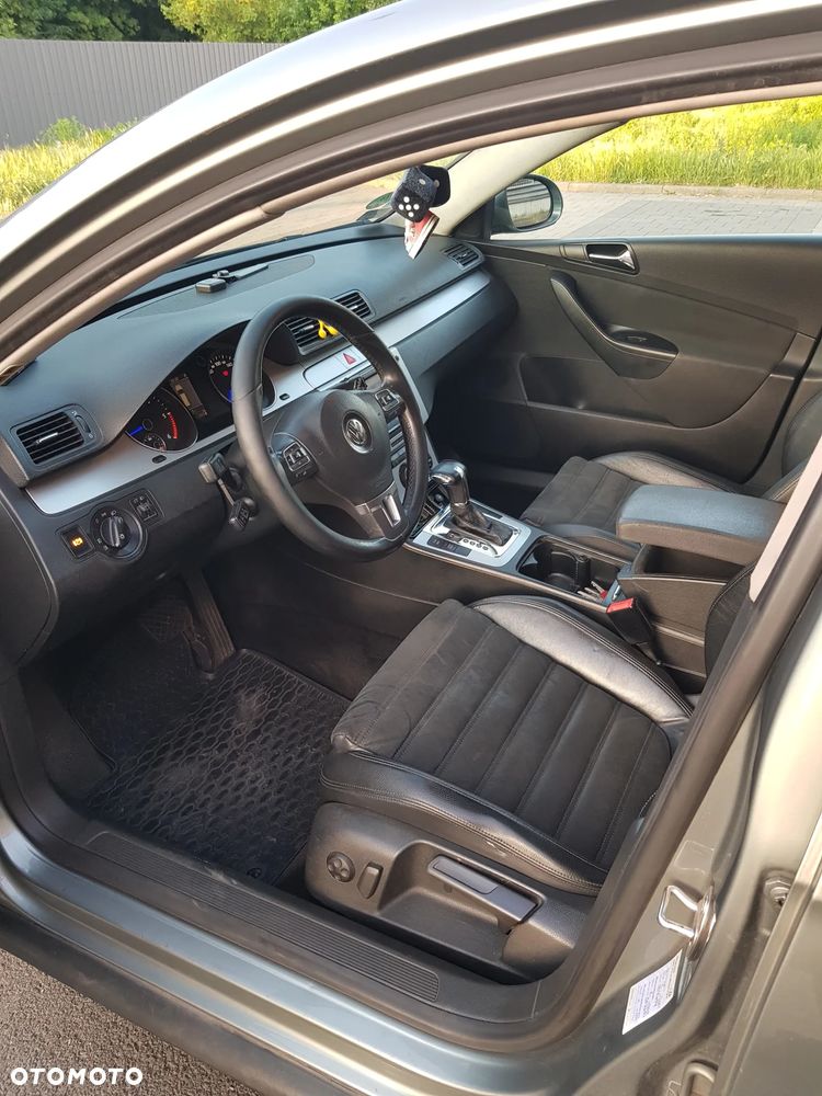 Volkswagen Passat 2.0 TDI DPF Comfortline DSG - 14