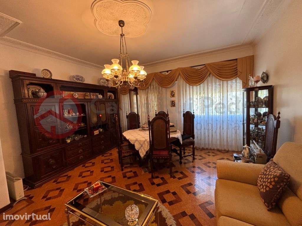 Apartamento T3 junto ao metro de superficie do Laranjeiro - Grande imagem: 3/28