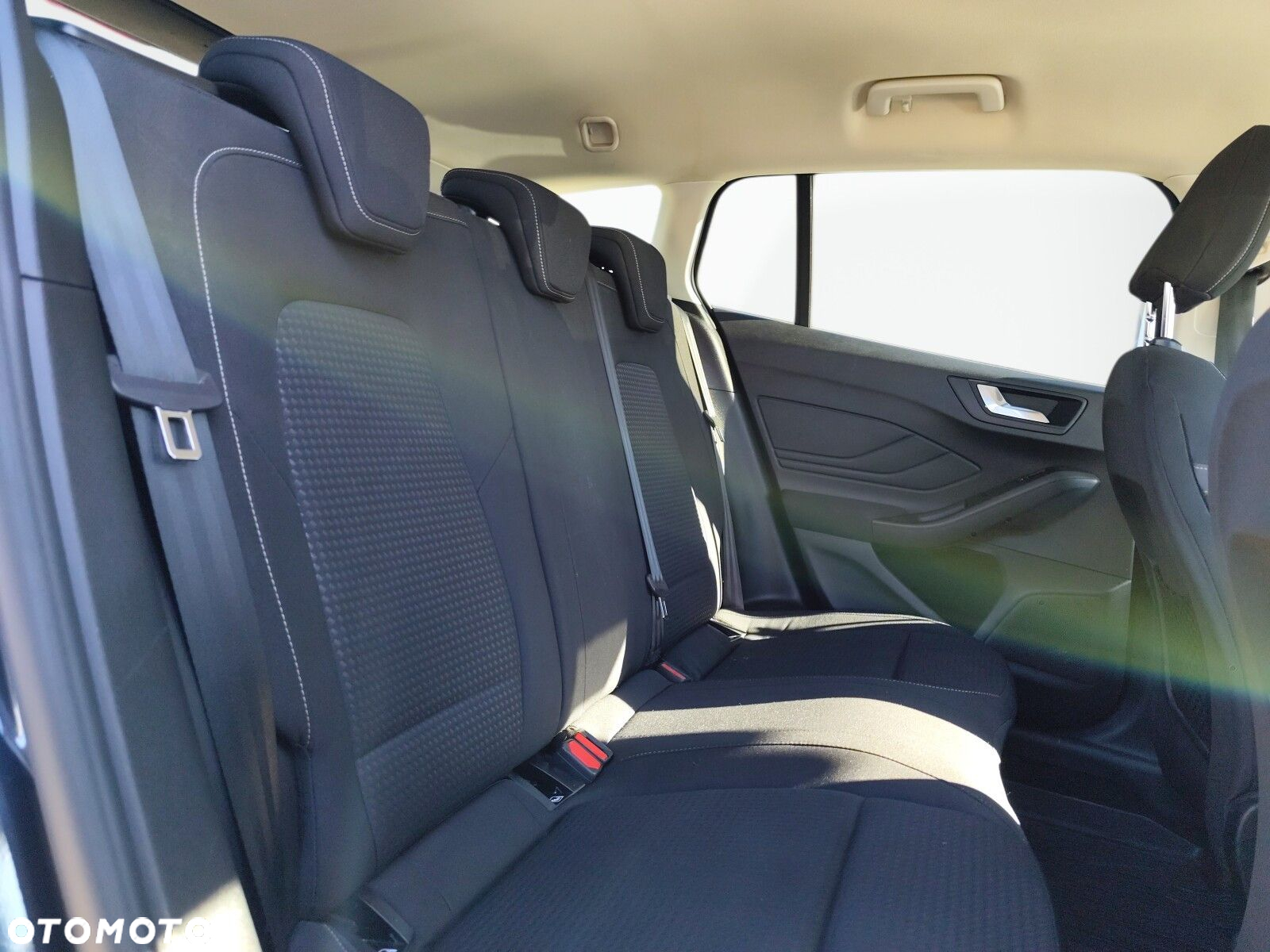 Ford Focus - 17