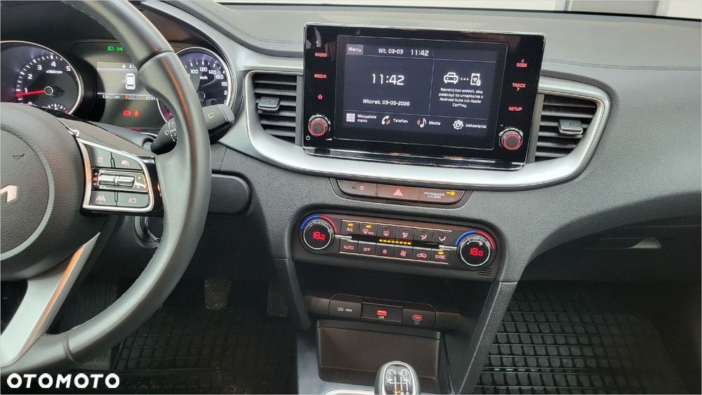 Kia Ceed 1.5 T-GDI M - 17