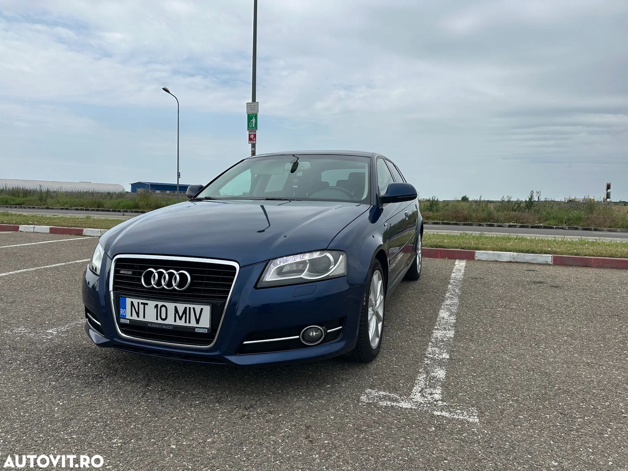 Audi A3 Sportback 2.0 TDI S-tronic Attraction - 1