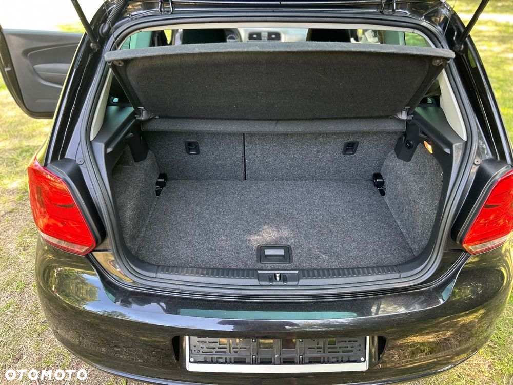 Volkswagen Polo 1.2 12V Comfortline - 12