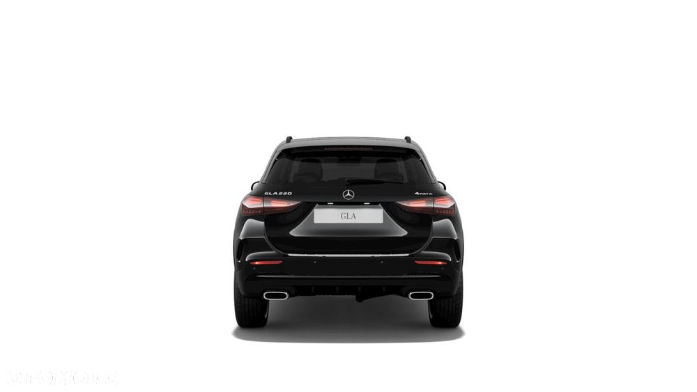 Mercedes-Benz GLA - 6