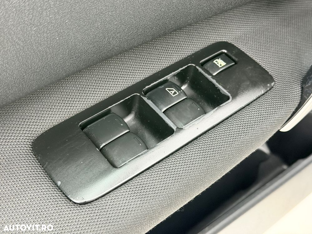 Nissan Qashqai 1.5 dCi DPF I-Way - 10