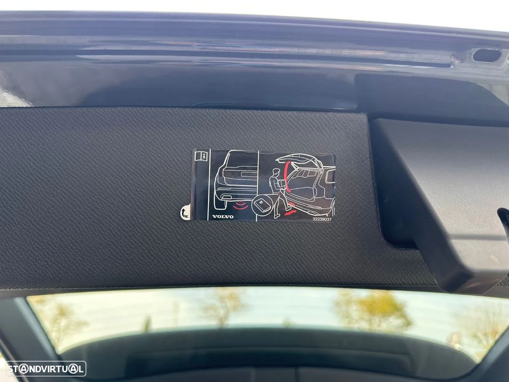 Volvo XC 90 2.0 T8 PHEV Plus Dark AWD — fotografia 8