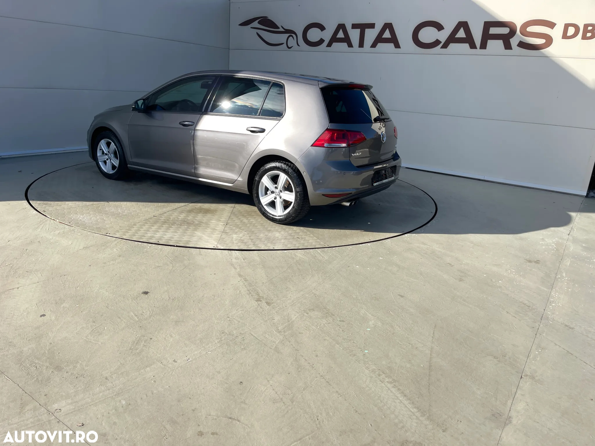 Volkswagen Golf 1.4 TSI DSG Comfortline - 9