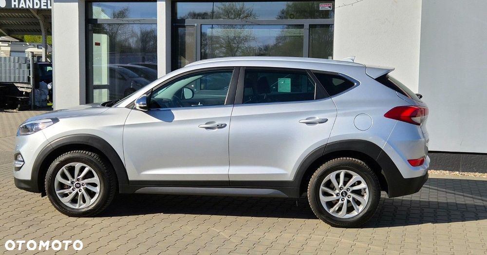 Hyundai Tucson - 16