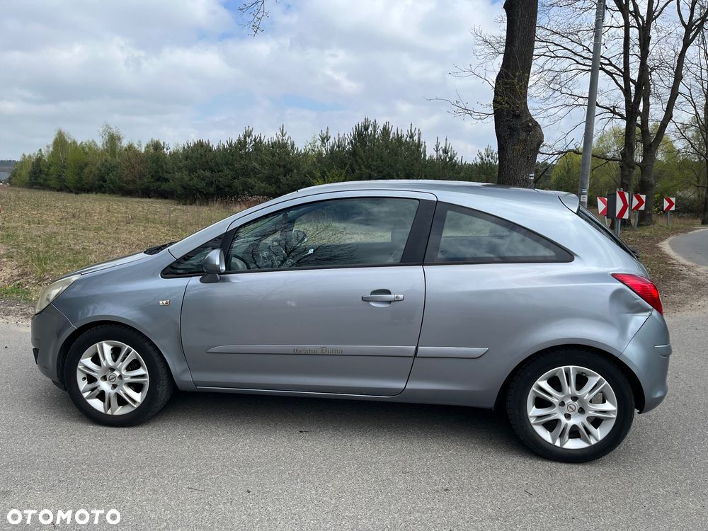 Opel Corsa 1.2 16V Easytronic Cosmo - 6