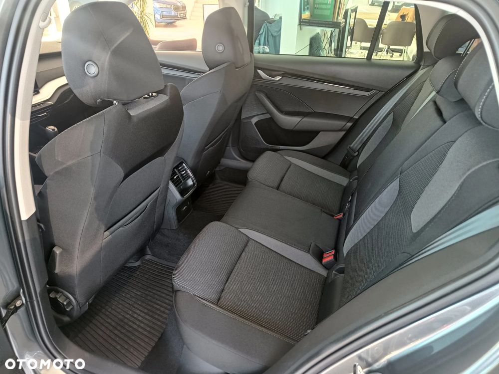 Skoda Octavia 1.5 TSI Edition 130 Selection - 9