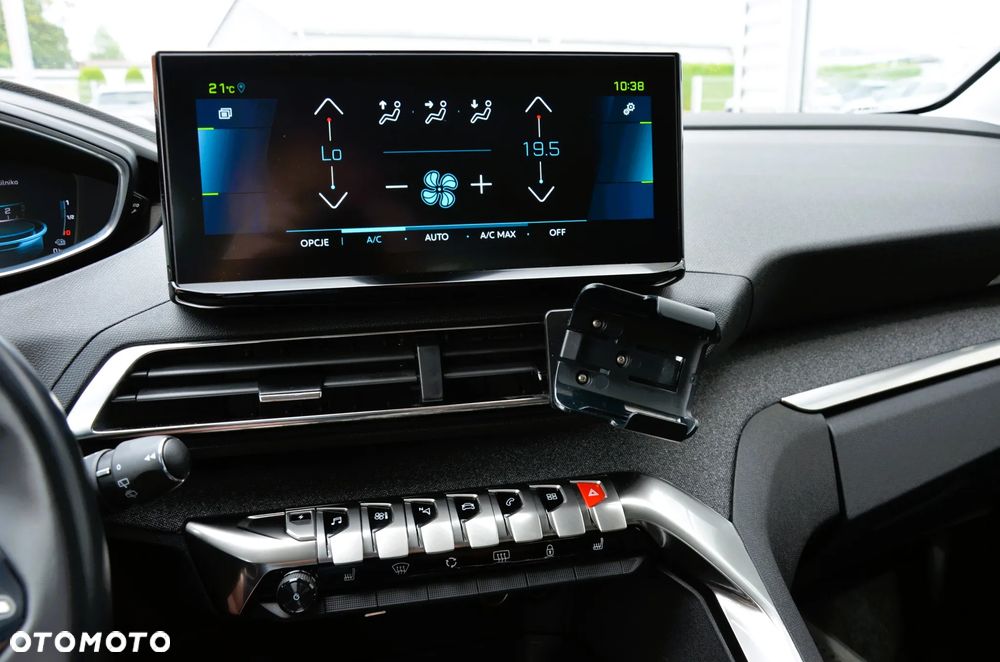 Peugeot 3008 1.6 PureTech Hybrid4 PHEV Allure S&S EAT8 - 26