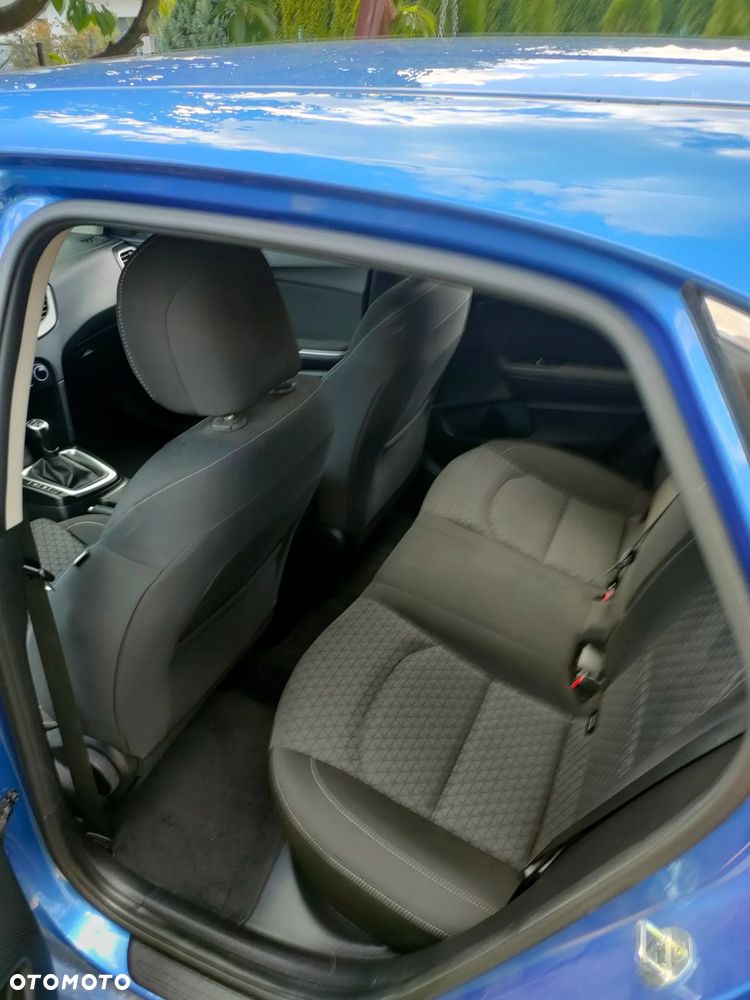 Kia Ceed 1.5 T-GDI M - 5