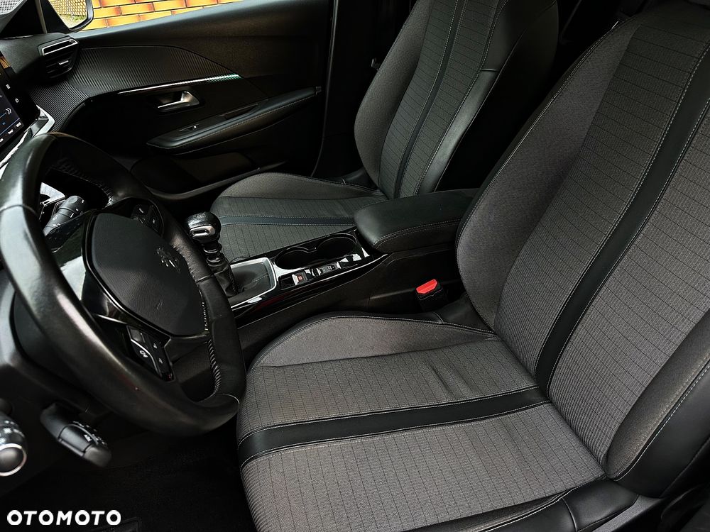 Peugeot 208 PureTech 100 Allure Pack - 9