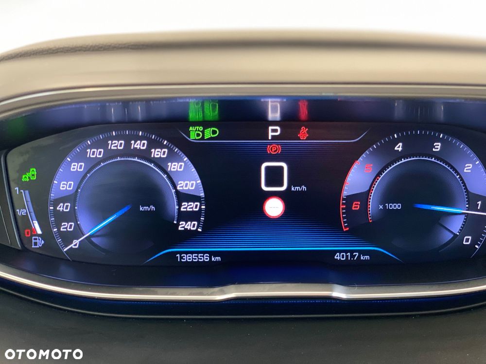 Peugeot 5008 2.0 BlueHDI GT S&S EAT6 - 25