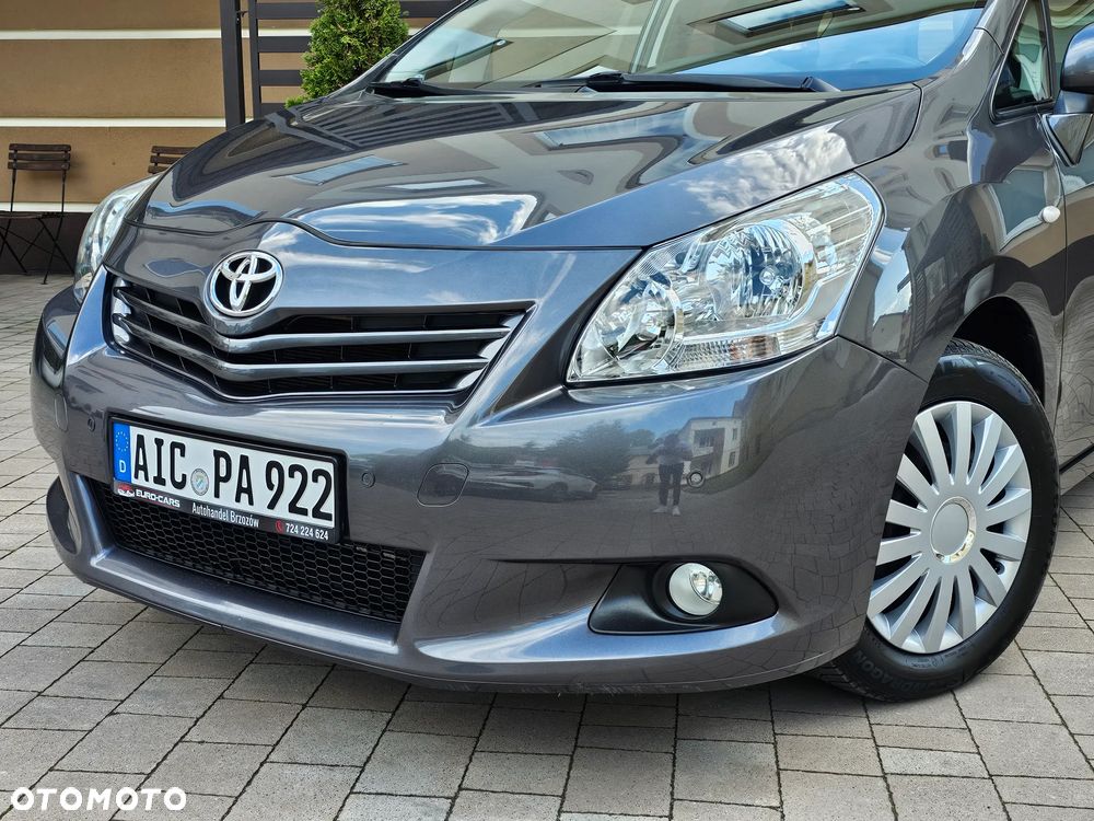 Toyota Verso 1.8 5-Sitzer Comfort - 17