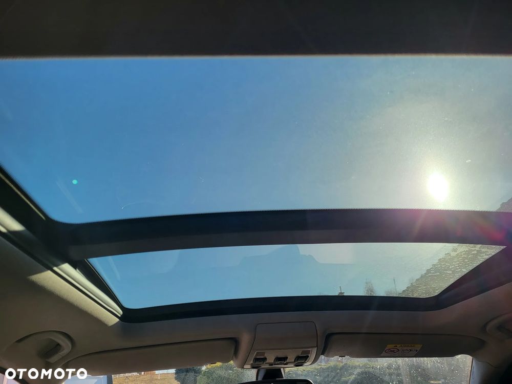 BMW X1 xDrive18d - 13