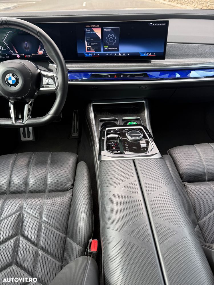 BMW Seria 7 - 21