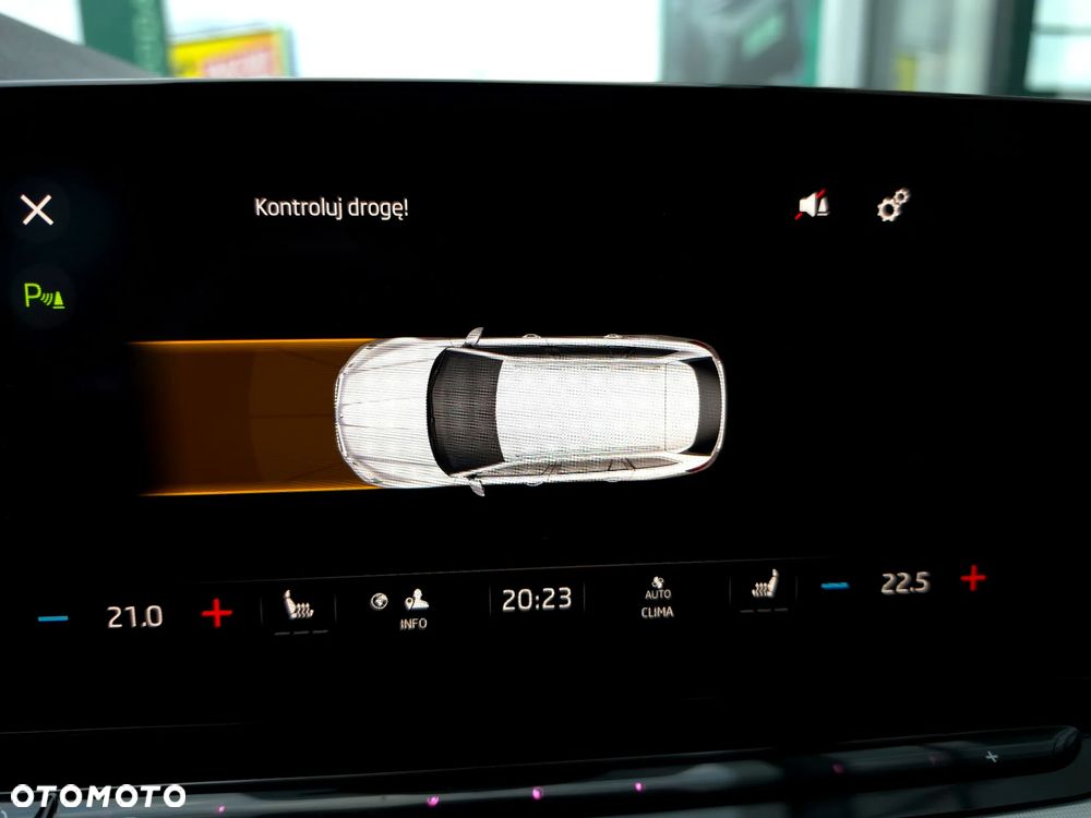 Skoda Octavia 2.0 TDI Style DSG - 33
