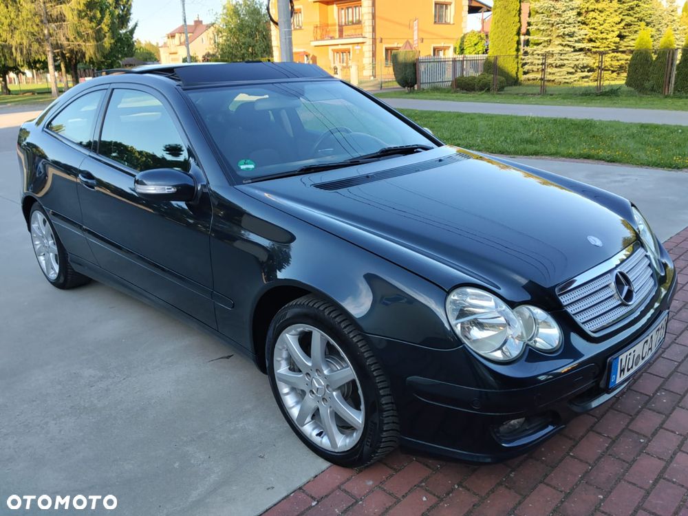Mercedes-Benz Klasa C 180 Kompressor Automatik Sport Edition - 12
