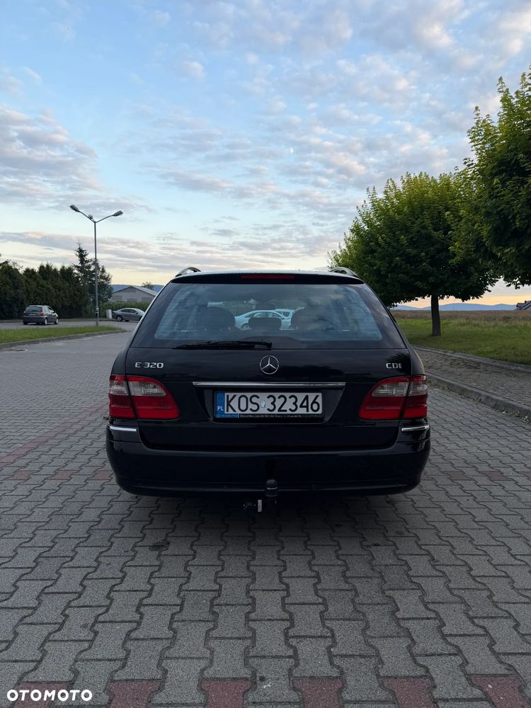 Mercedes-Benz Klasa E 320 CDI Avantgarde - 8