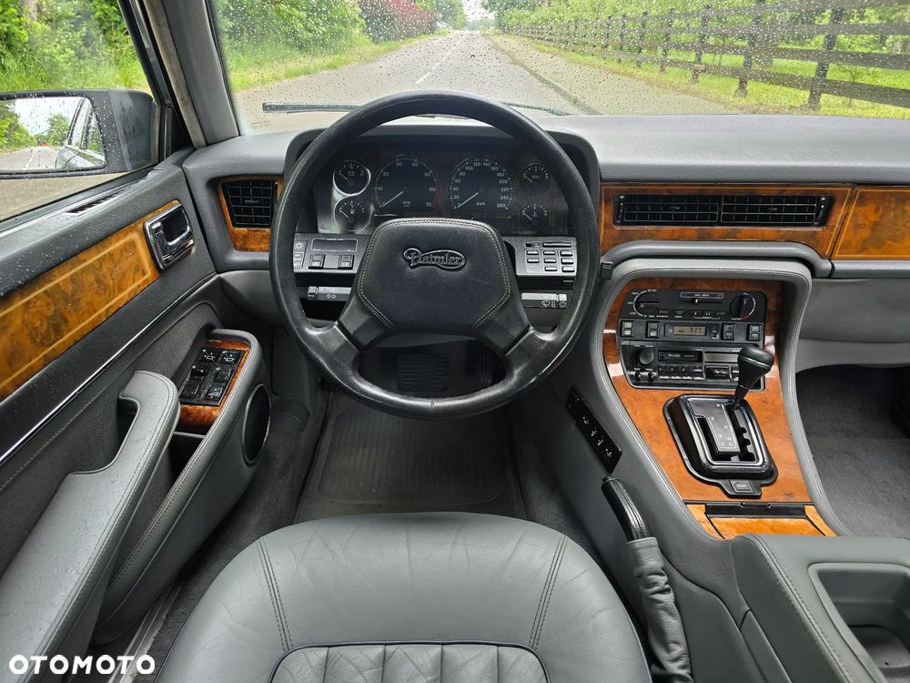 Jaguar Daimler 4.0i - 5