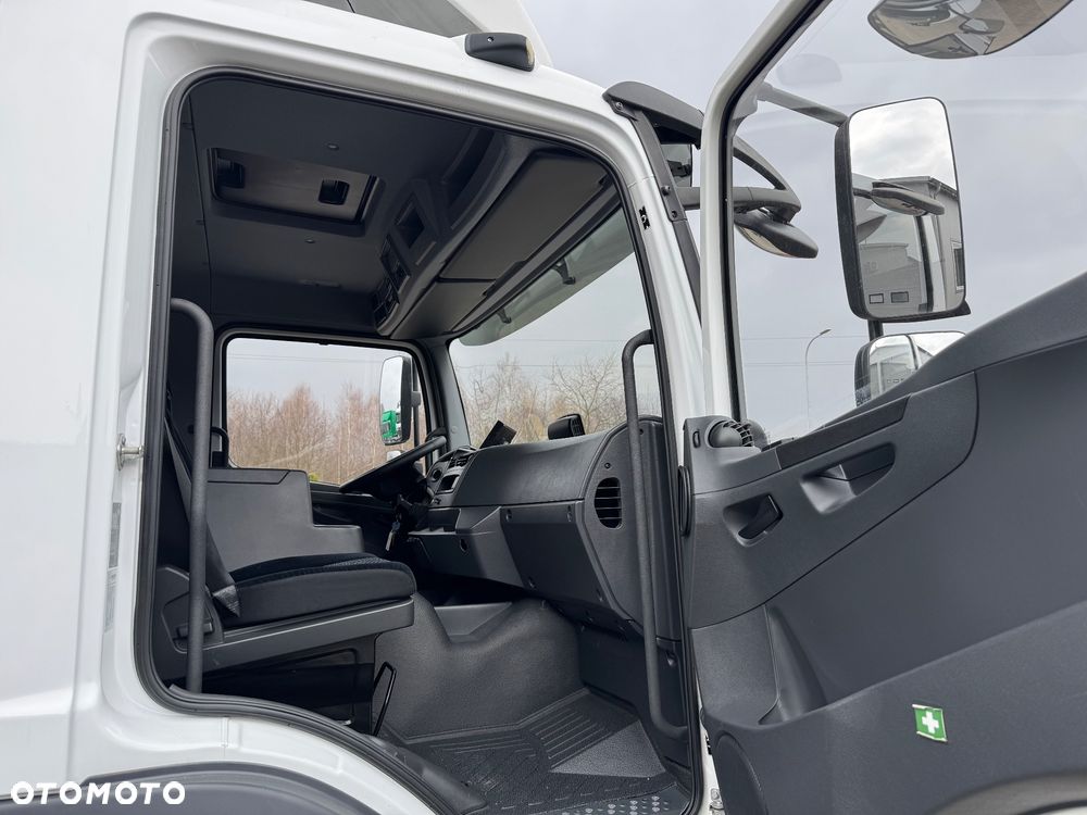 Mercedes-Benz ATEGO - 28