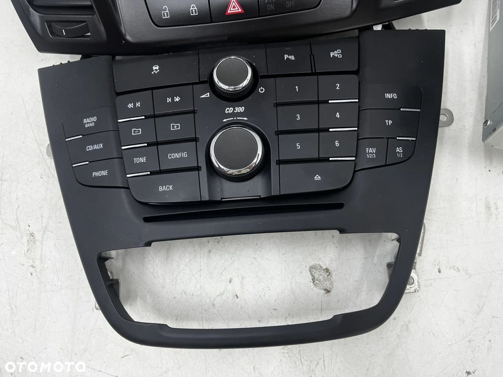 Radio Opel Insignia A tuner CD 300 fabryczny czytnik panel wyświetlacz - 7