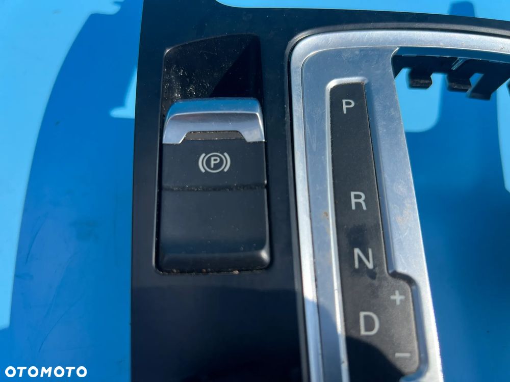 RAMKA PANEL ŚRODKOWY AUDI A4 B8 8K0959673 - 2