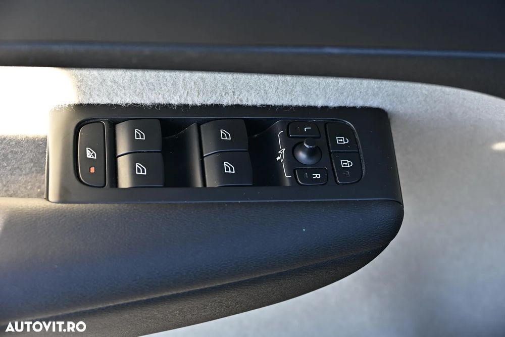 Volvo XC 40 Recharge T5 Twin Engine AT7 Inscription Expression - 15