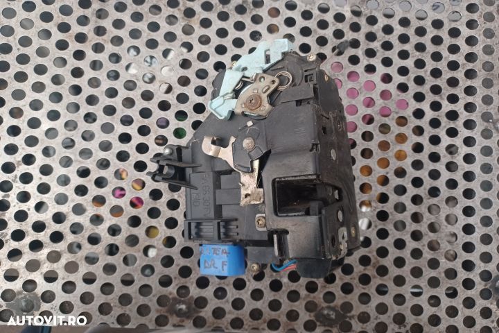 BROASCA DREAPTA FATA 3D1837016 Seat Altea  seria - 4