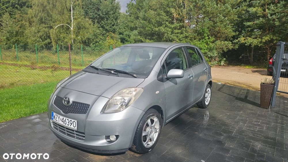 Toyota Yaris 1.3 Sol - 10