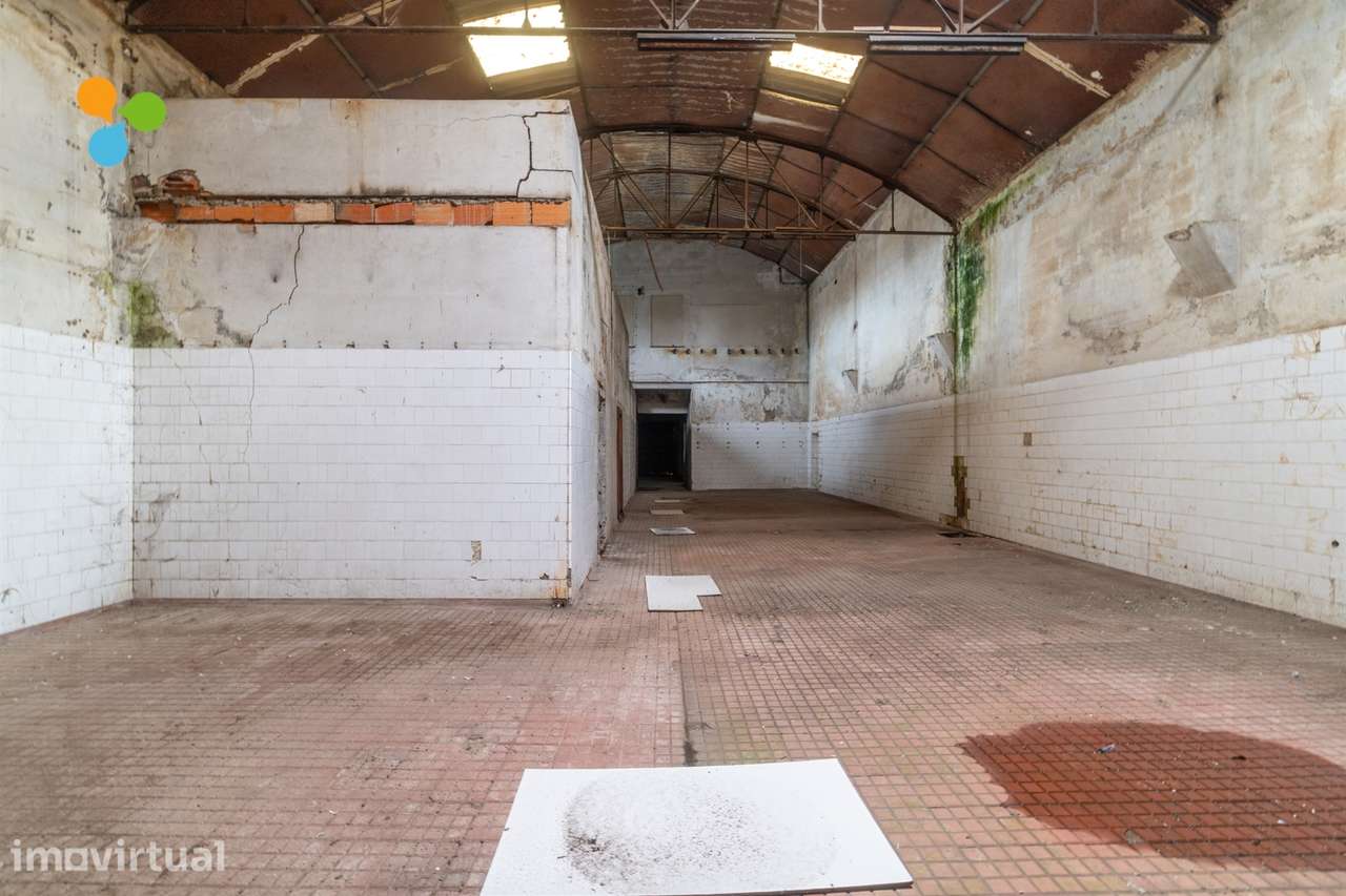 Armazém  Venda em Milheirós,Maia - Grande imagem: 3/45