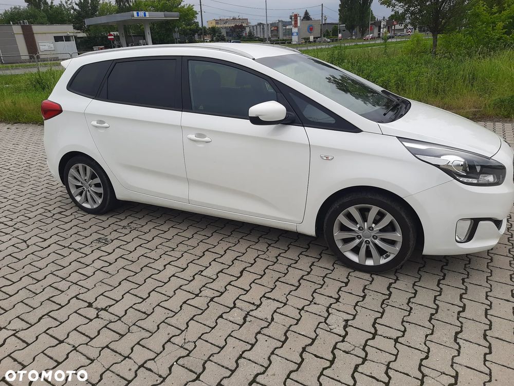 Kia Carens 1.7 CRDi M EU6 - 24