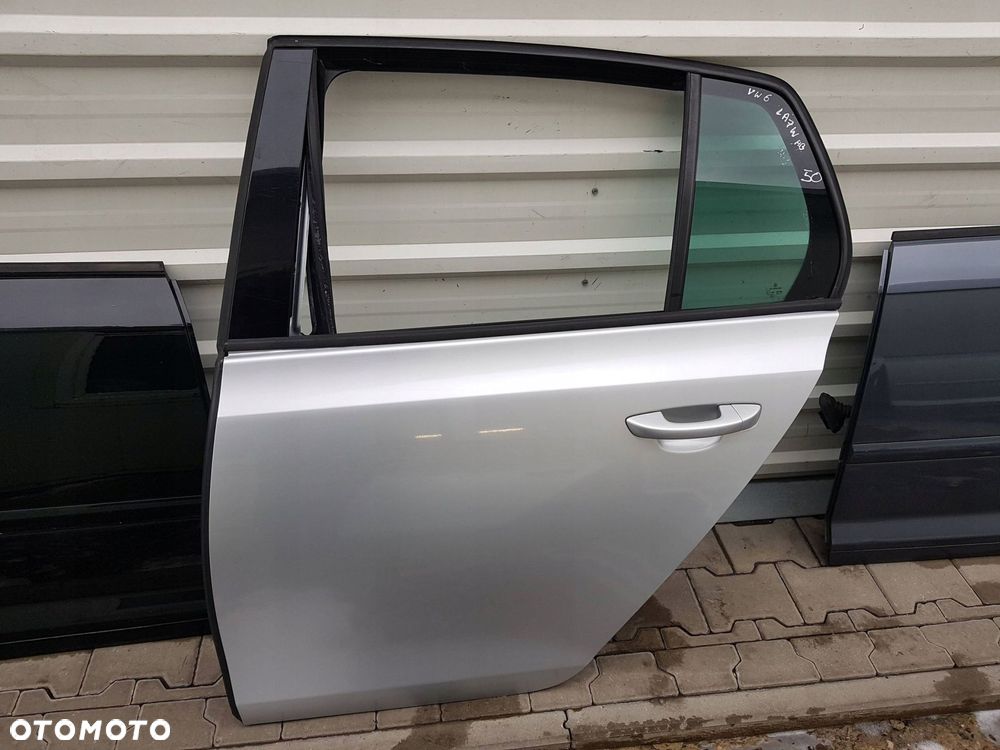 VW GOLF 6 VI 08-13r HB DRZWI LEWE TYŁ TYLNE LA7W