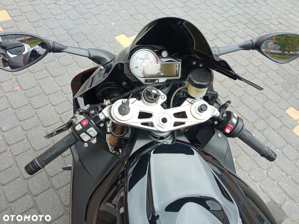 BMW S - 40