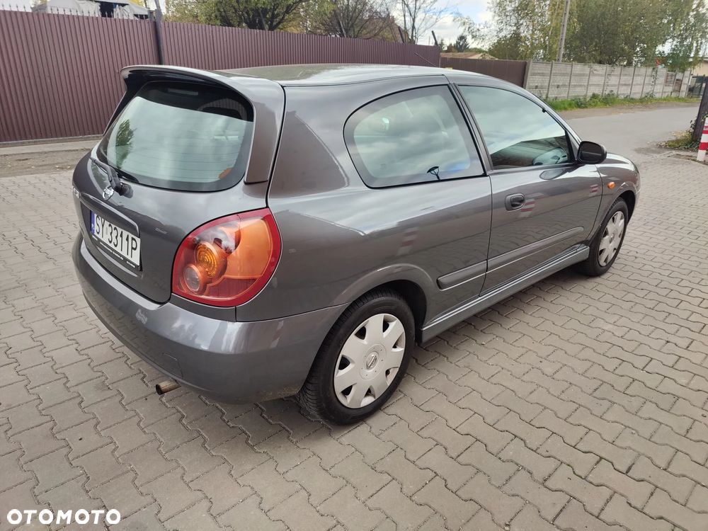 Nissan Almera 1.5 acenta PLUS - 2