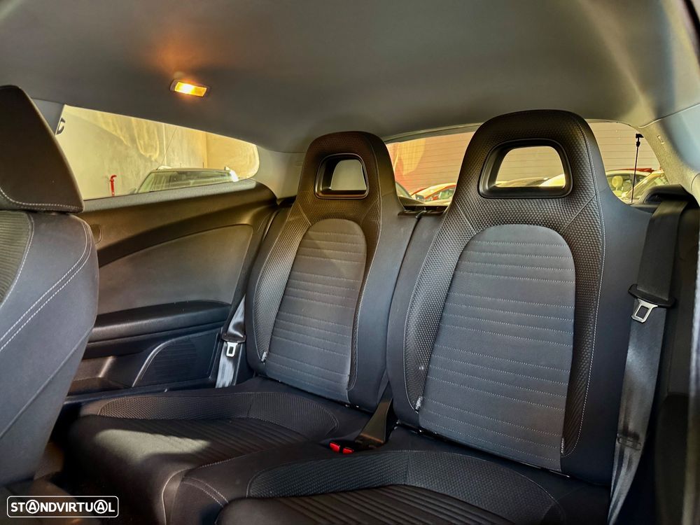 VW Scirocco 2.0 TDI R-Line - 10