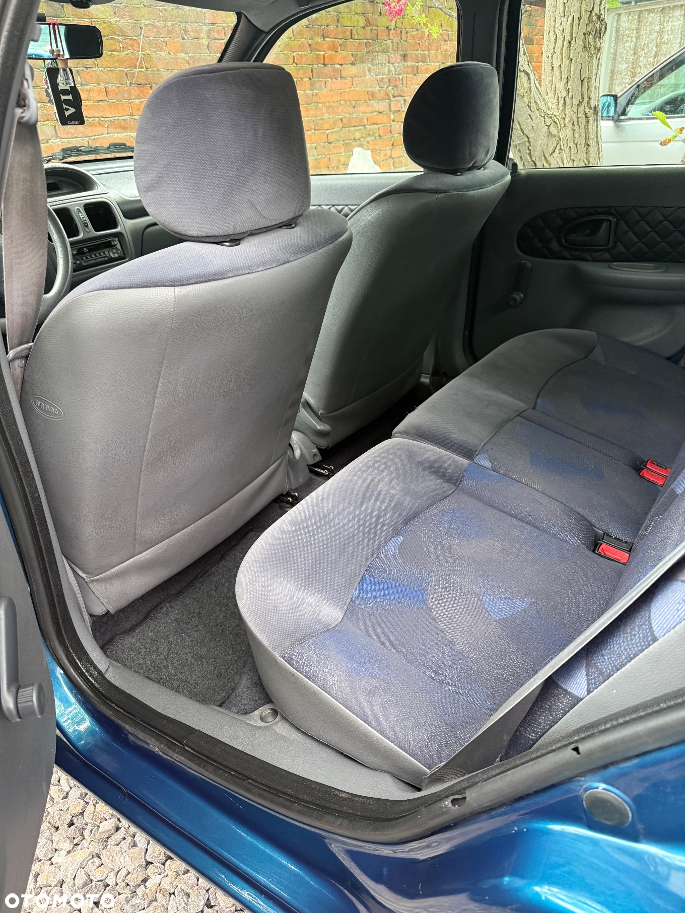 Renault Clio - 8