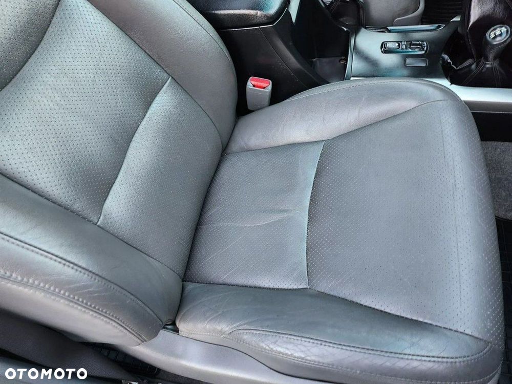 Toyota Land Cruiser - 18